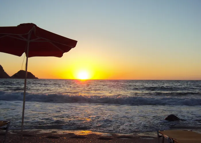 Zest @ Xi Отель