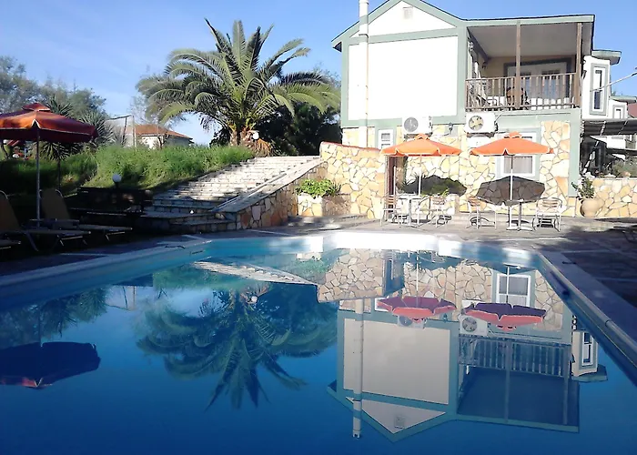 Отель Zest @ Xi *