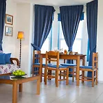 Hotel Zest @ Xi Xi Beach