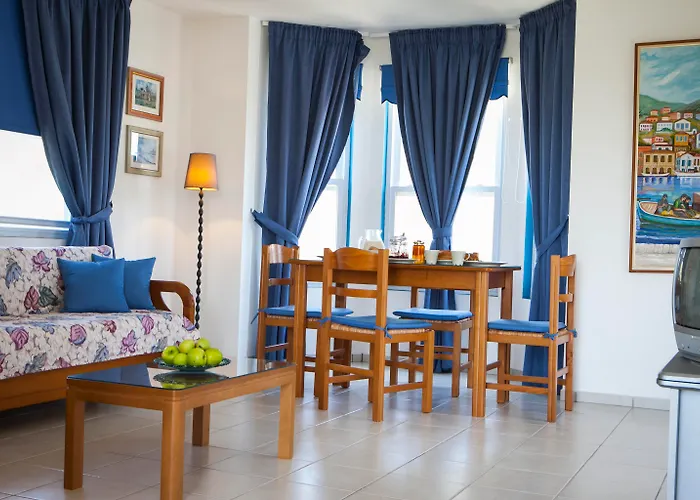 Hotel Zest @ Xi Xi Beach