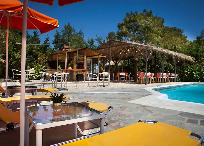 Hotel Zest @ Xi Xi Beach